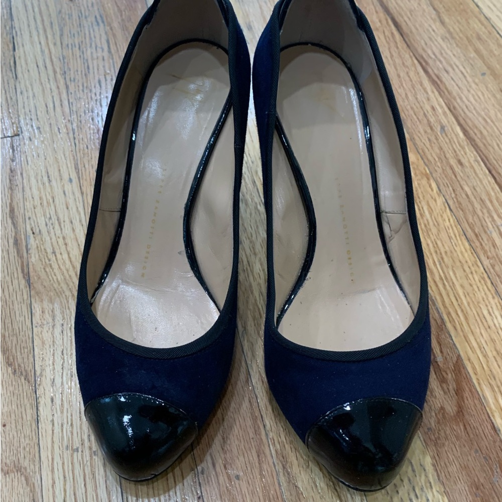 Giuseppe Zanotti navy suede pump 38